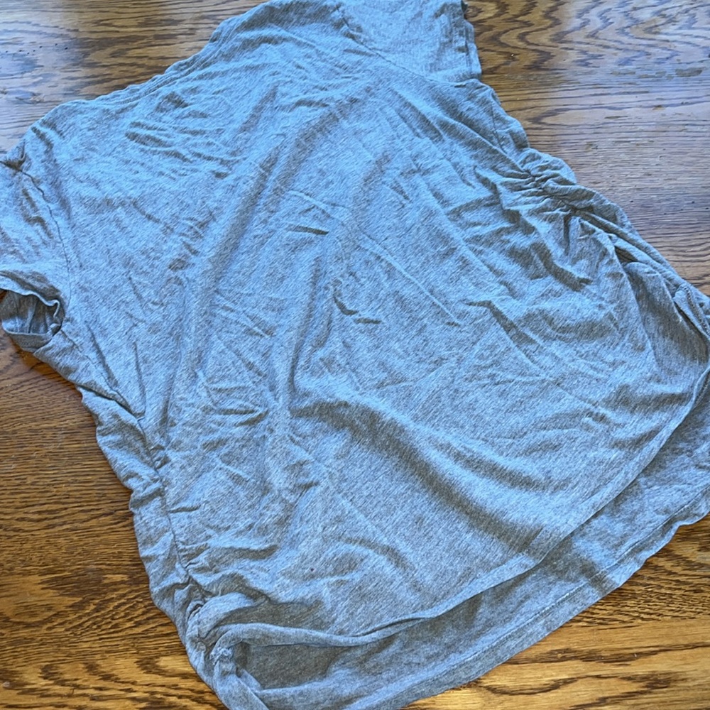 Grey tee - Picture 2 of 2